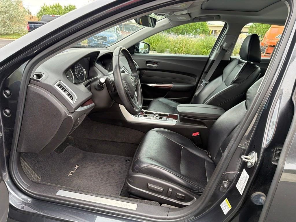 Used 2016 Gray Acura V6 Advance image 10