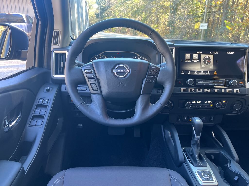 2026 Nissan Frontier SV - Photo 14
