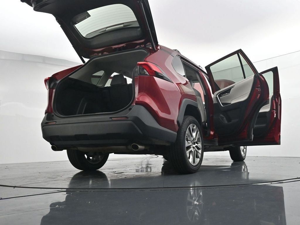 Used 2023 Red Toyota XLE Premium image 30