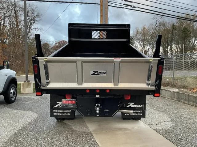 New 2024 Bright White Clear-Coat Exterior Paint RAM TRADESMAN image 5