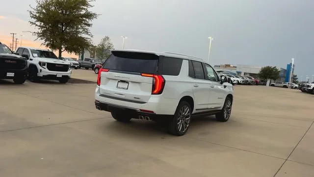 2027 GMC Yukon Denali Ultimate - Photo 8