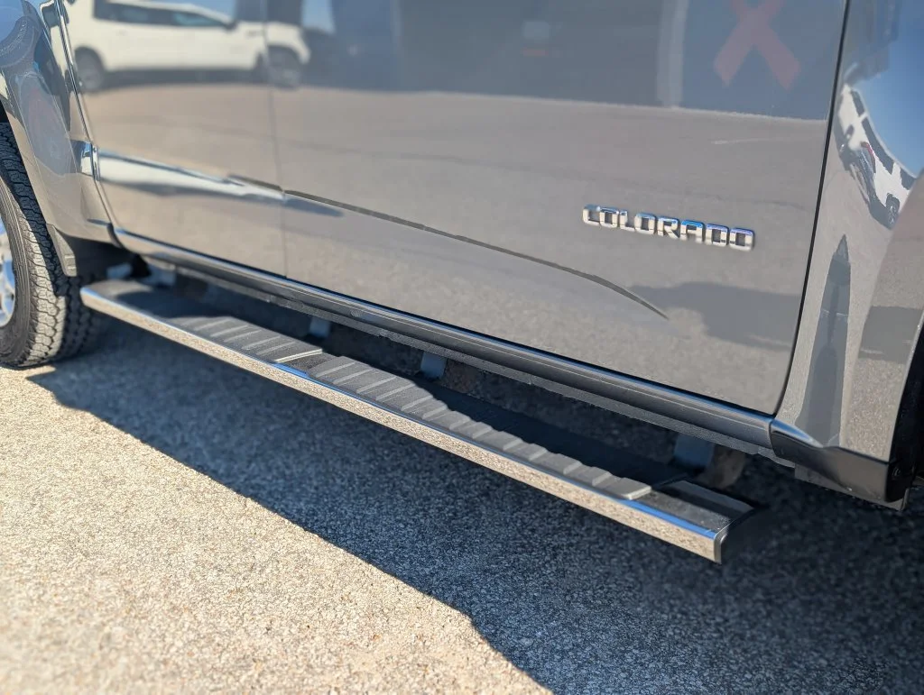 Used 2019 SATIN STEEL METALLIC Chevrolet 2WD LT image 12