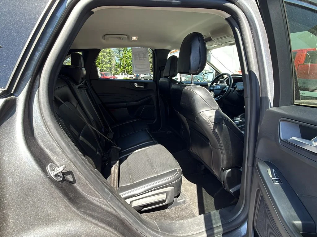 Used 2024 Carbonized Grey Metallic Ford Platinum image 25