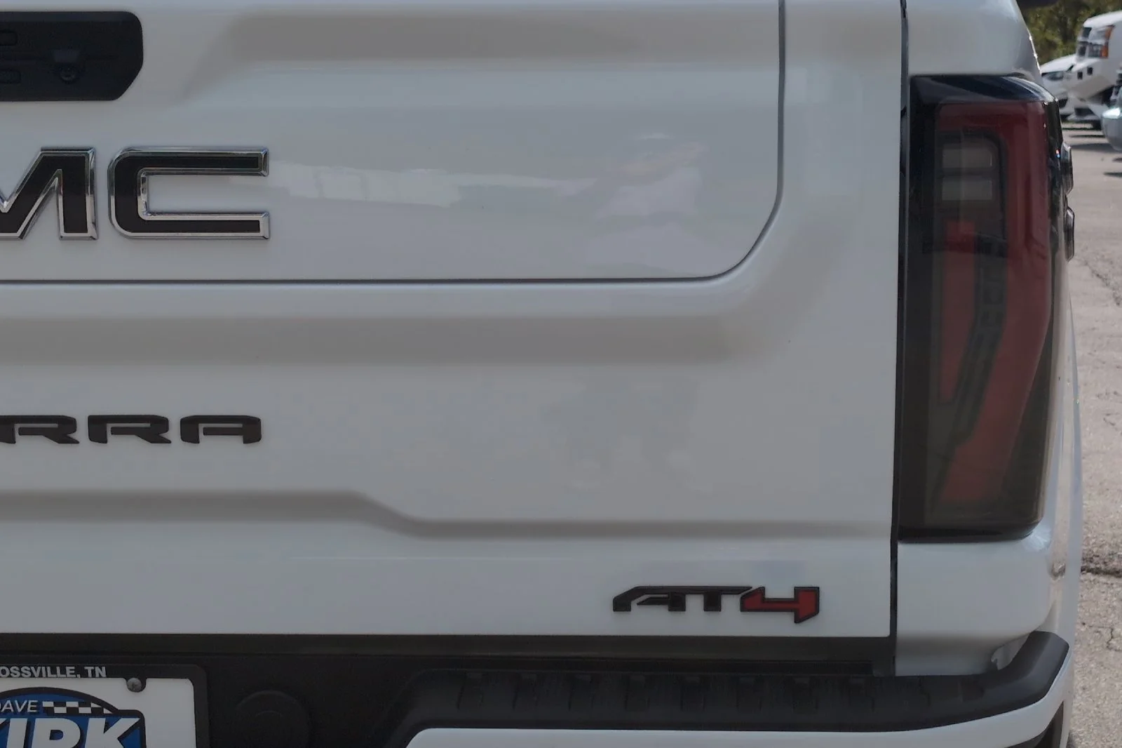 New 2026 Summit White GMC AT4 image 27
