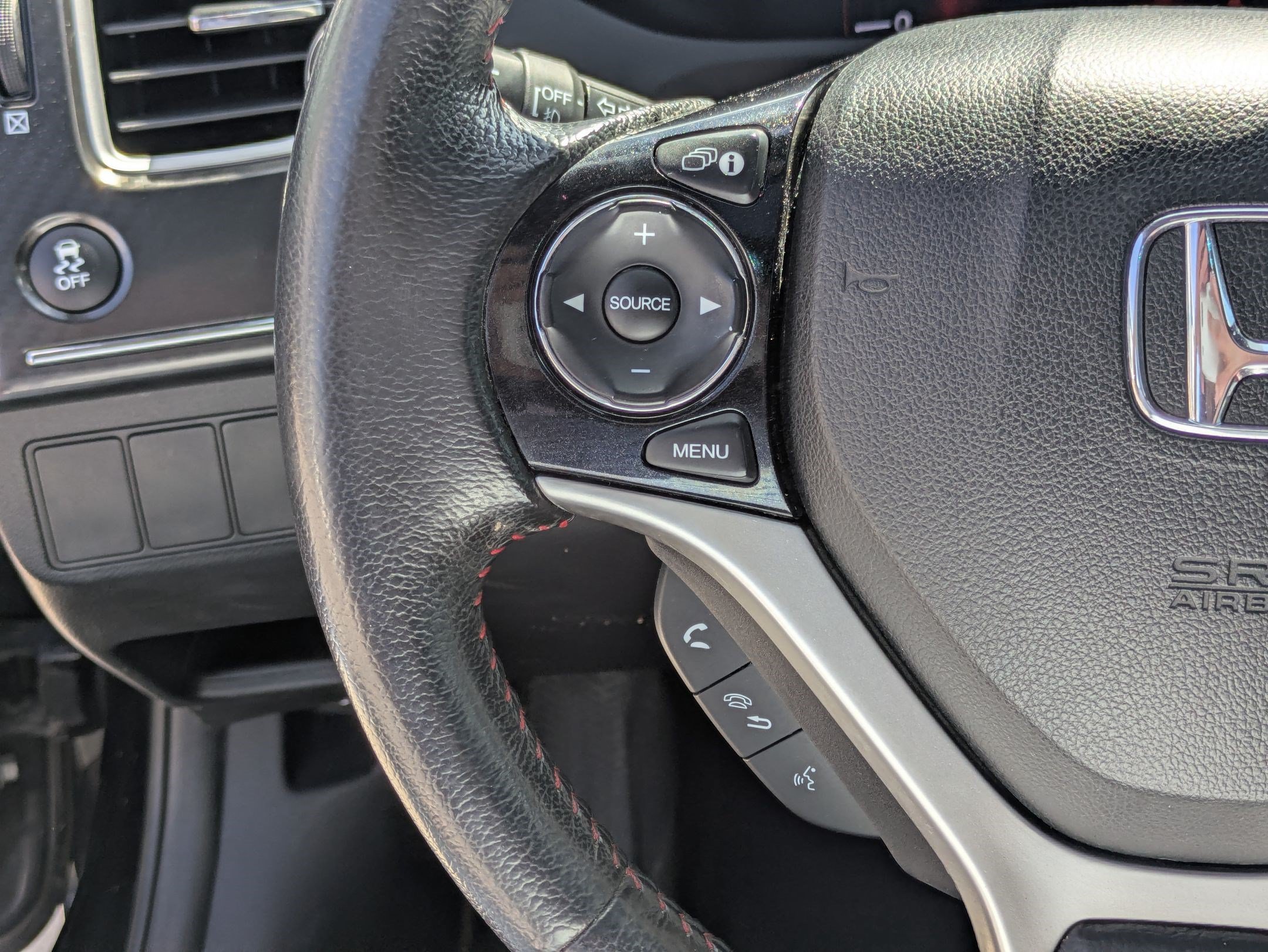 Used 2015 Crystal Black Pearl Honda Si image 17