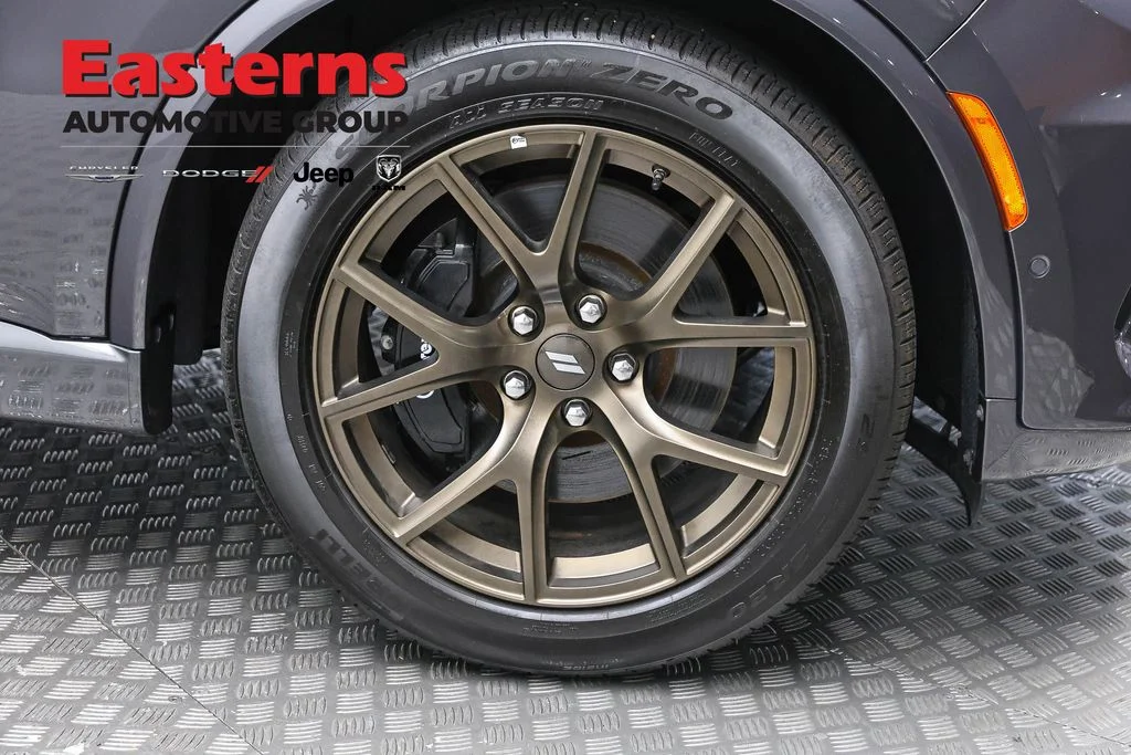 Used 2025 Gray Dodge R/T 20th Anniversary Premium image 32