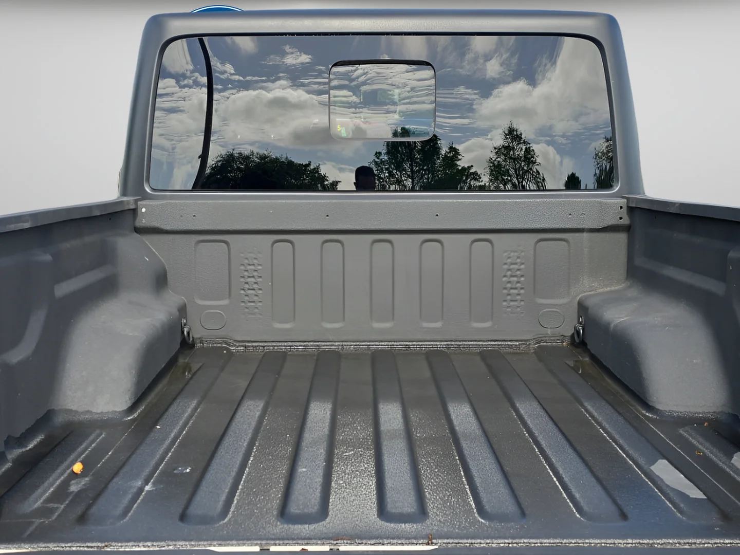 Used 2020 Bright White Clearcoat Jeep Altitude image 13
