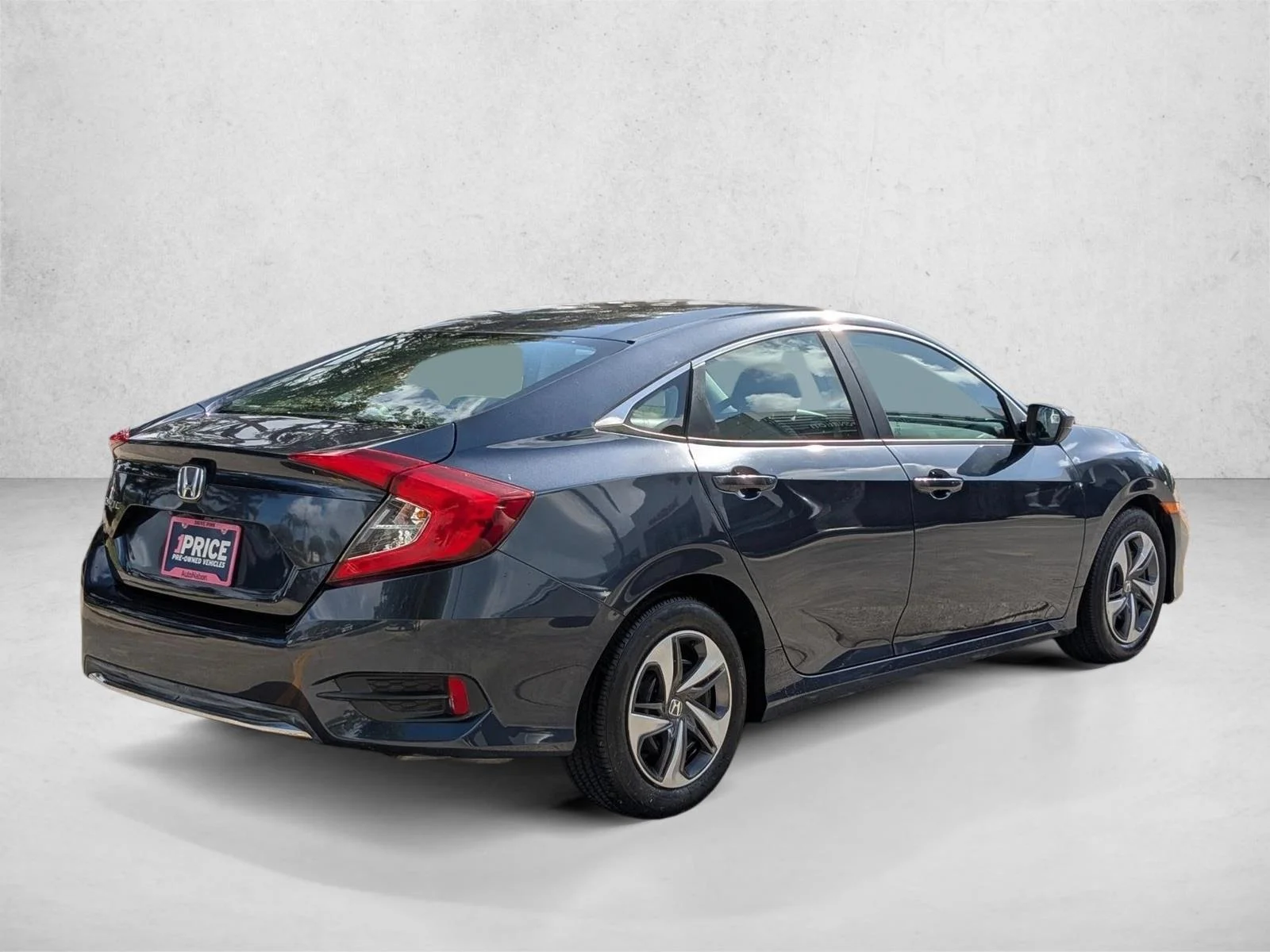 Used 2021 Modern Steel Metallic Honda LX image 5