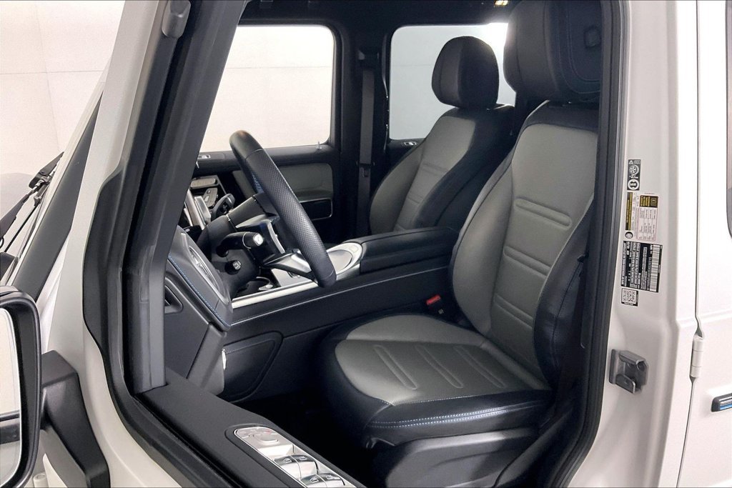 2025 Mercedes-Benz G-Class G580 - Photo 17