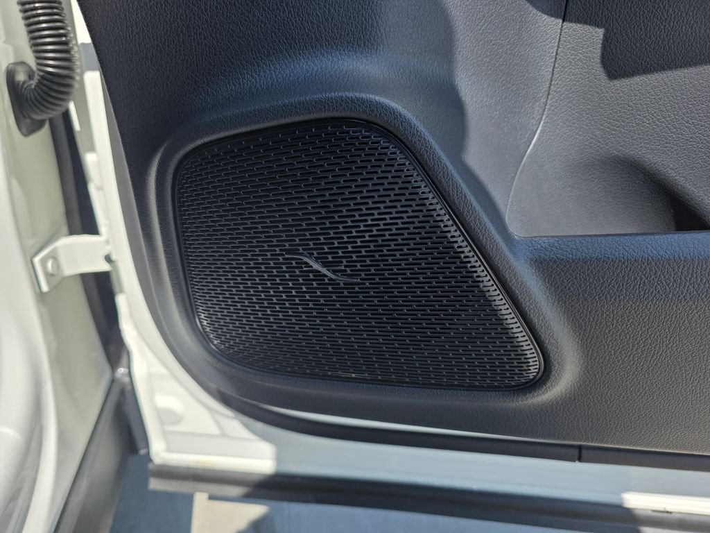 New 2026 Polar White Mercedes-Benz GLA 250 image 19