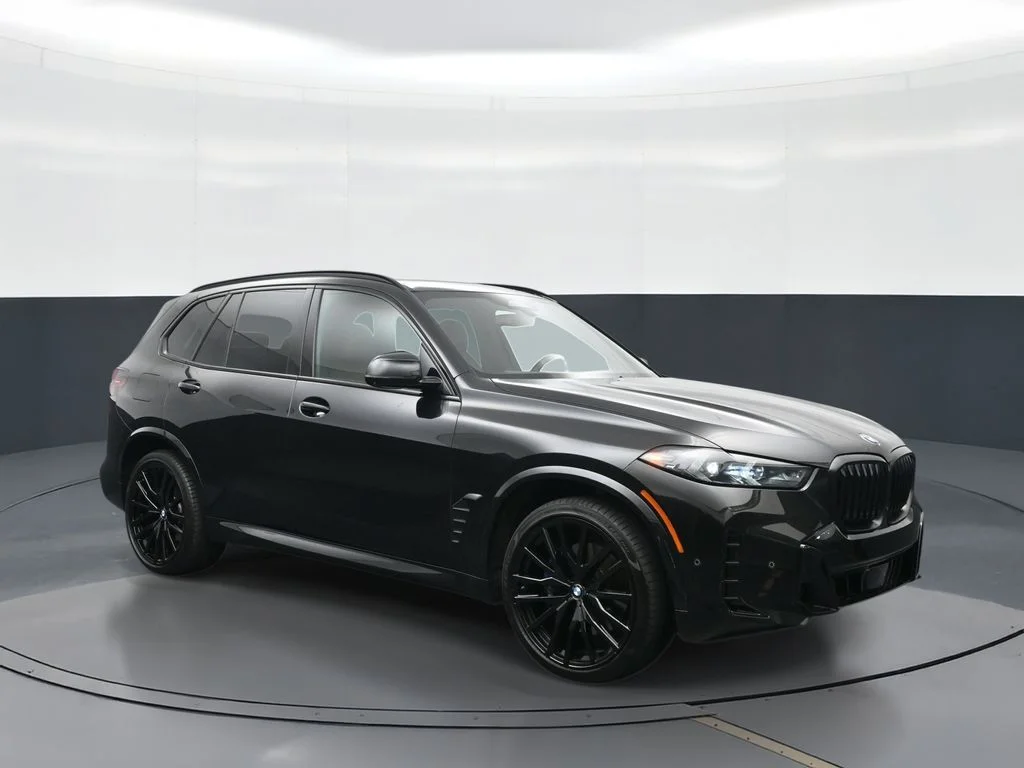 Used 2024 Black BMW xDrive40i image 12