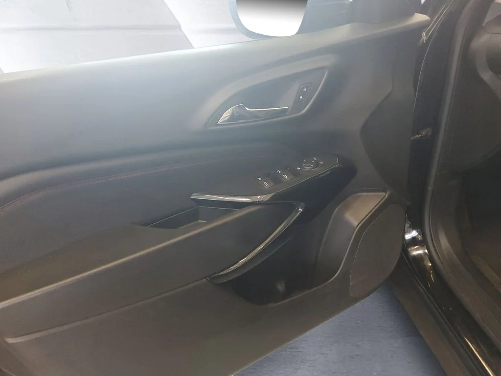Used 2024 Black Chevrolet 2RS image 12