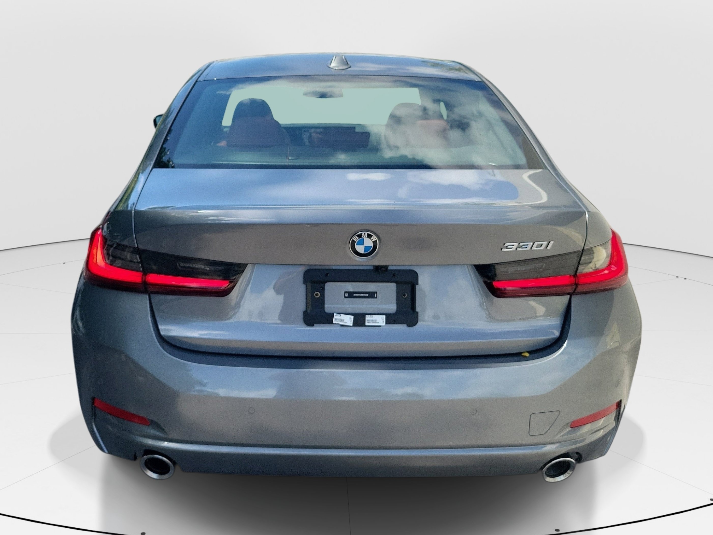 Used 2024 Skyscraper Grey Metallic BMW 330i image 5
