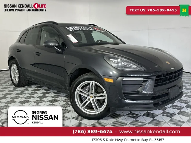 2022 Porsche Macan Base