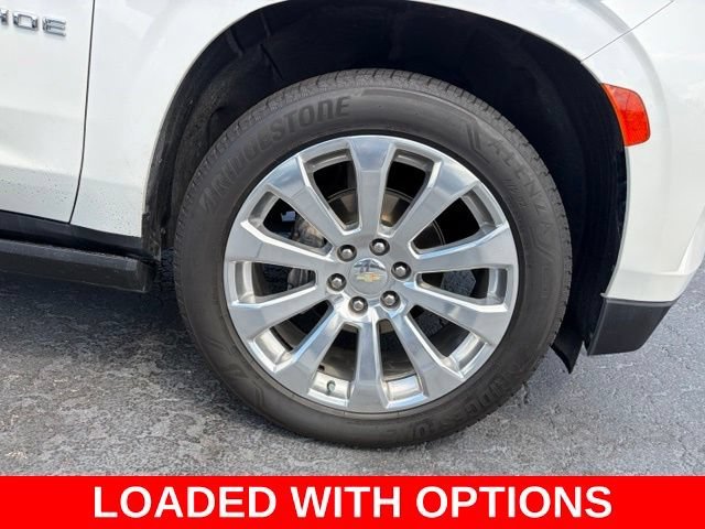 Used 2023 IRIDESCENT PEARL TRICOAT Chevrolet Premier image 8
