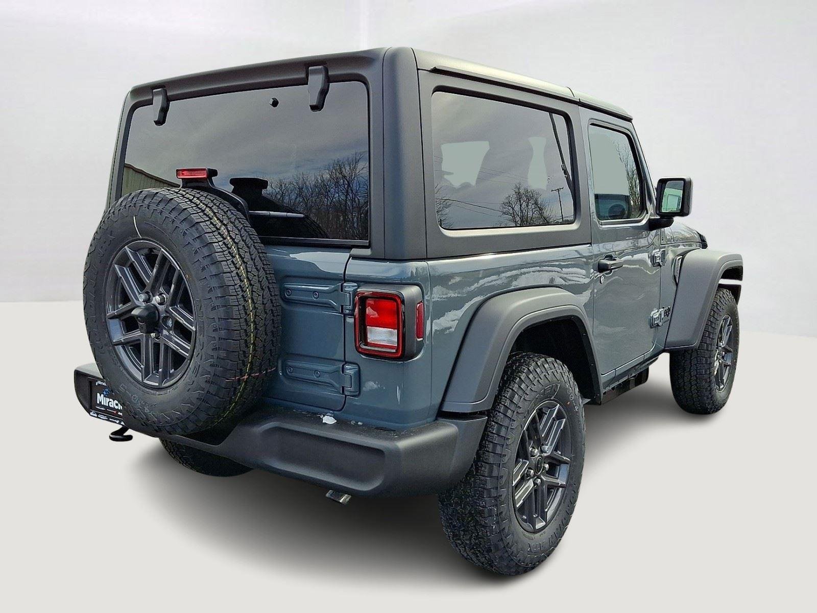 New 2026 Anvil Clear-Coat Exterior Paint Jeep Sport S image 3