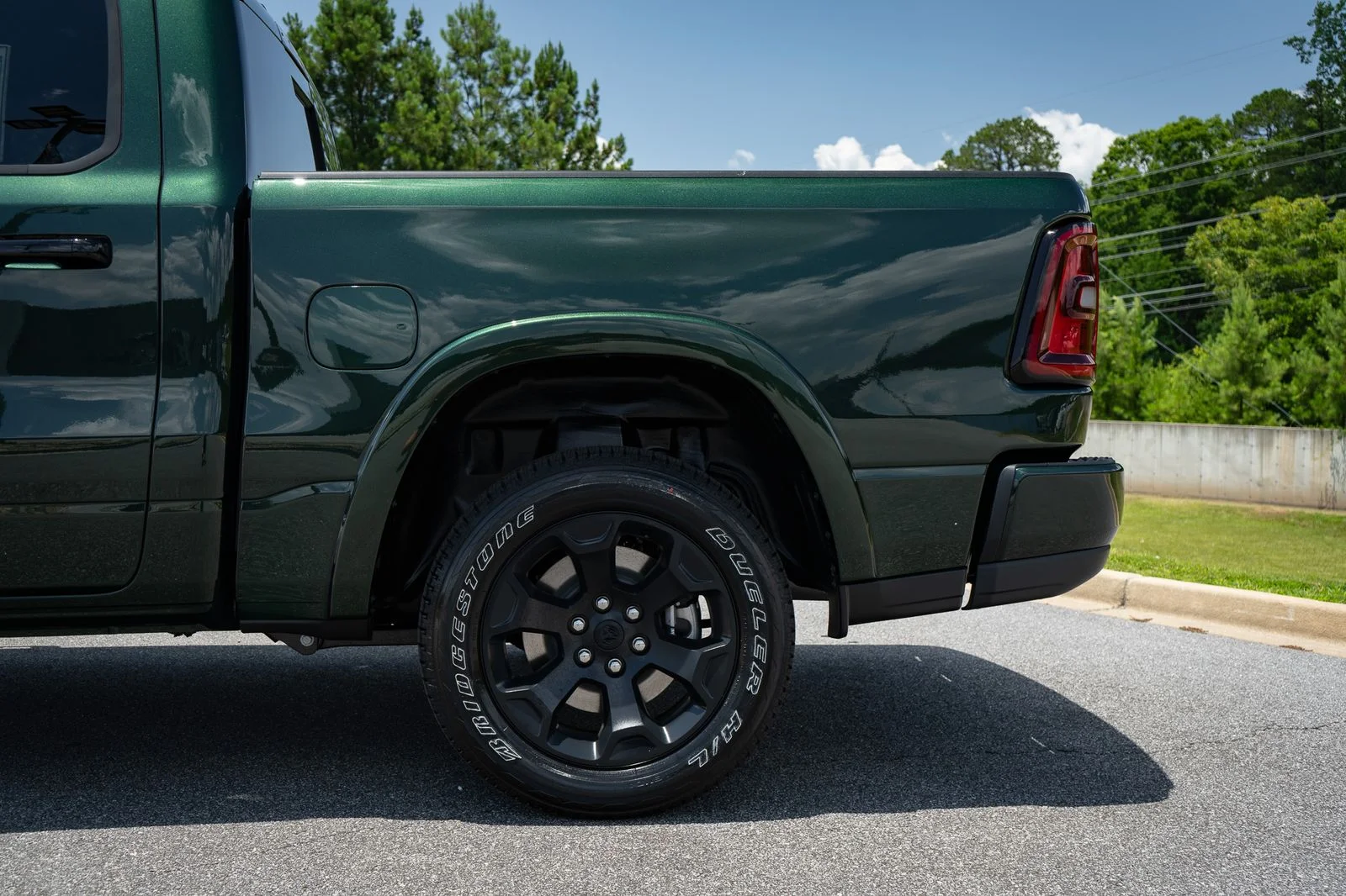 New 2026 Serrano-Green Metallic Exterior Paint RAM Big Horn/Lone Star image 6