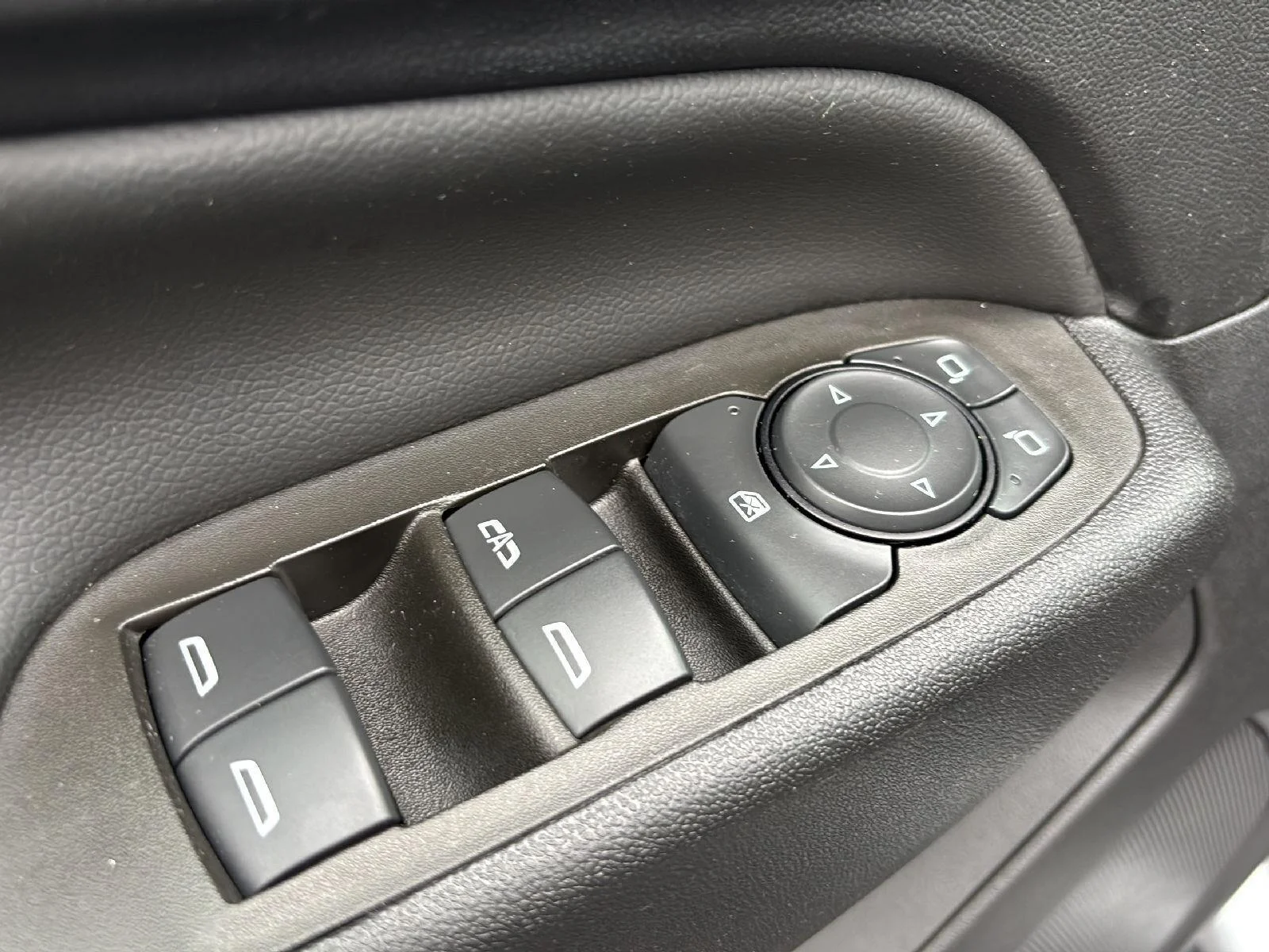 Used 2024 Sterling Gray Metallic Chevrolet LT image 16