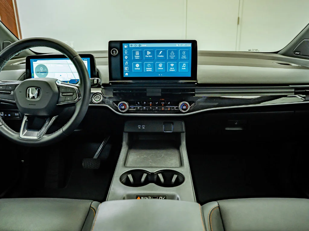 Used 2024 Black Honda Touring image 26