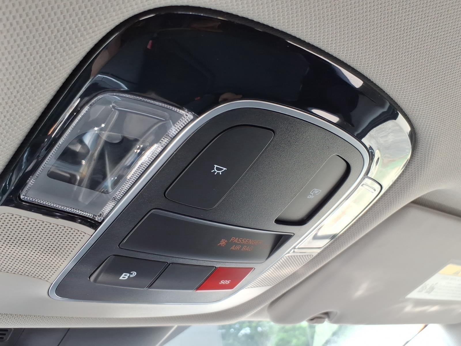 Used 2025 Hampton Gray Hyundai SE image 22