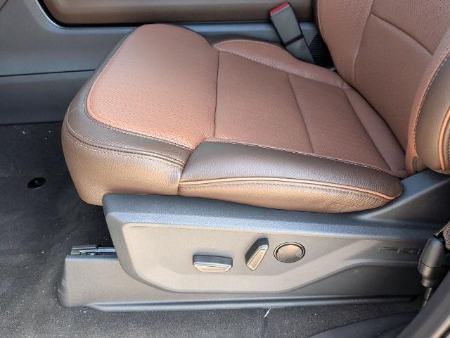 New 2026 Agate Black Metallic Ford King Ranch® image 70