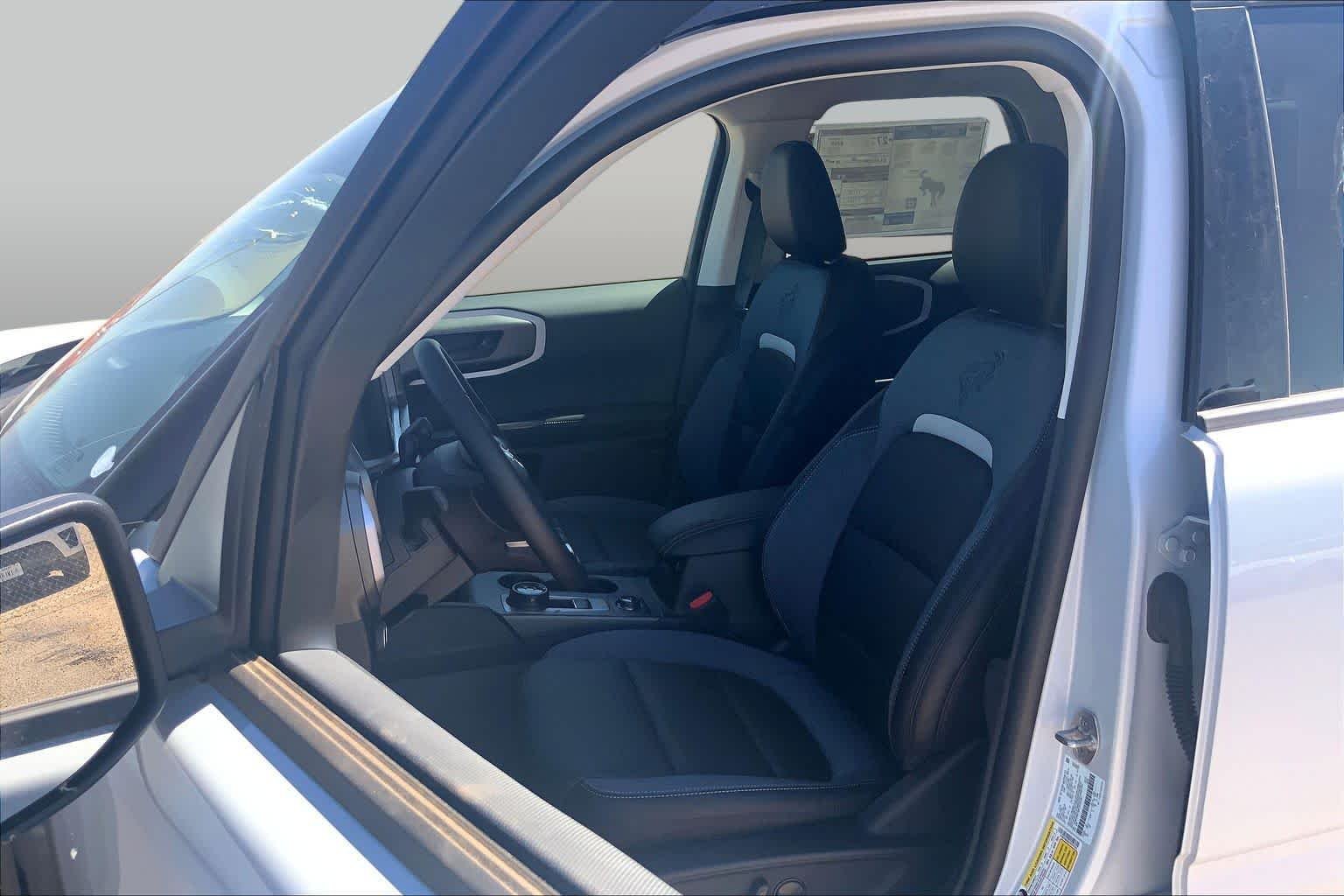 New 2026 Space White Metallic Ford Outer Banks® image 9