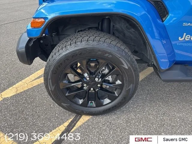 2022 Jeep Wrangler Unlimited Sahara 4XE - Photo 36