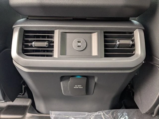 New 2026 Avalanche Ford XLT image 16