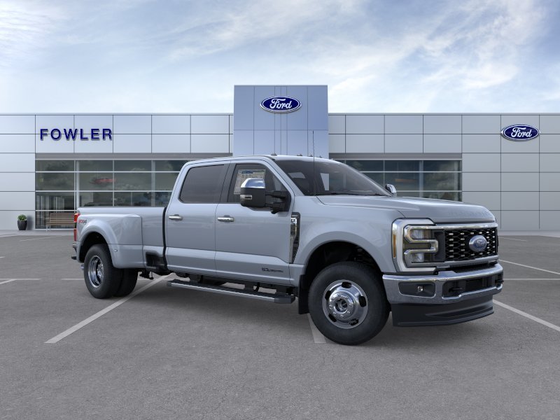 New 2026 Glacier Gray Metallic Tri-Coat Ford F-350® Lariat® image 36
