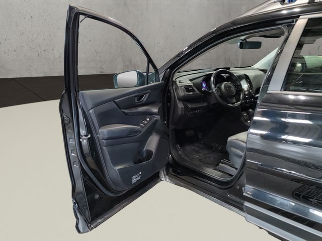 Used 2022 Crystal Black Silica Subaru Onyx Edition image 19
