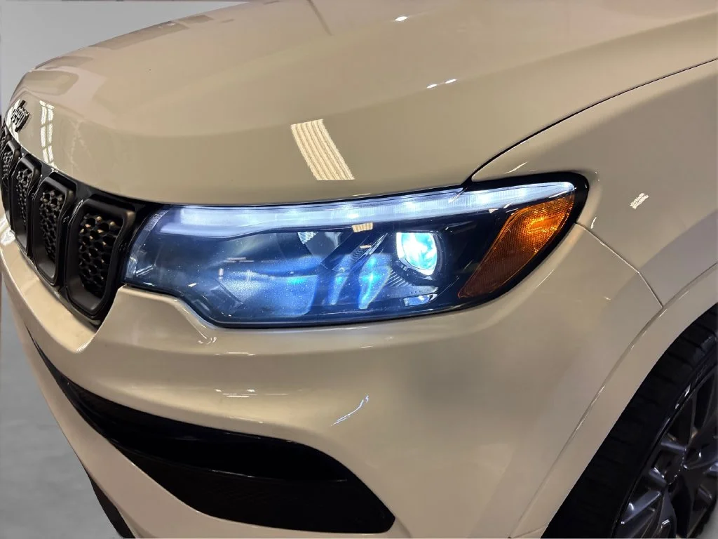 Used 2023 Bright White Clearcoat Jeep High Altitude image 21