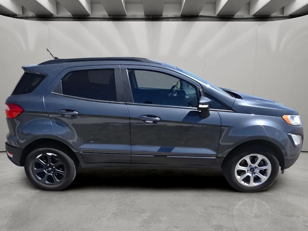 Used 2020 Smoke Metallic Ford SE image 6