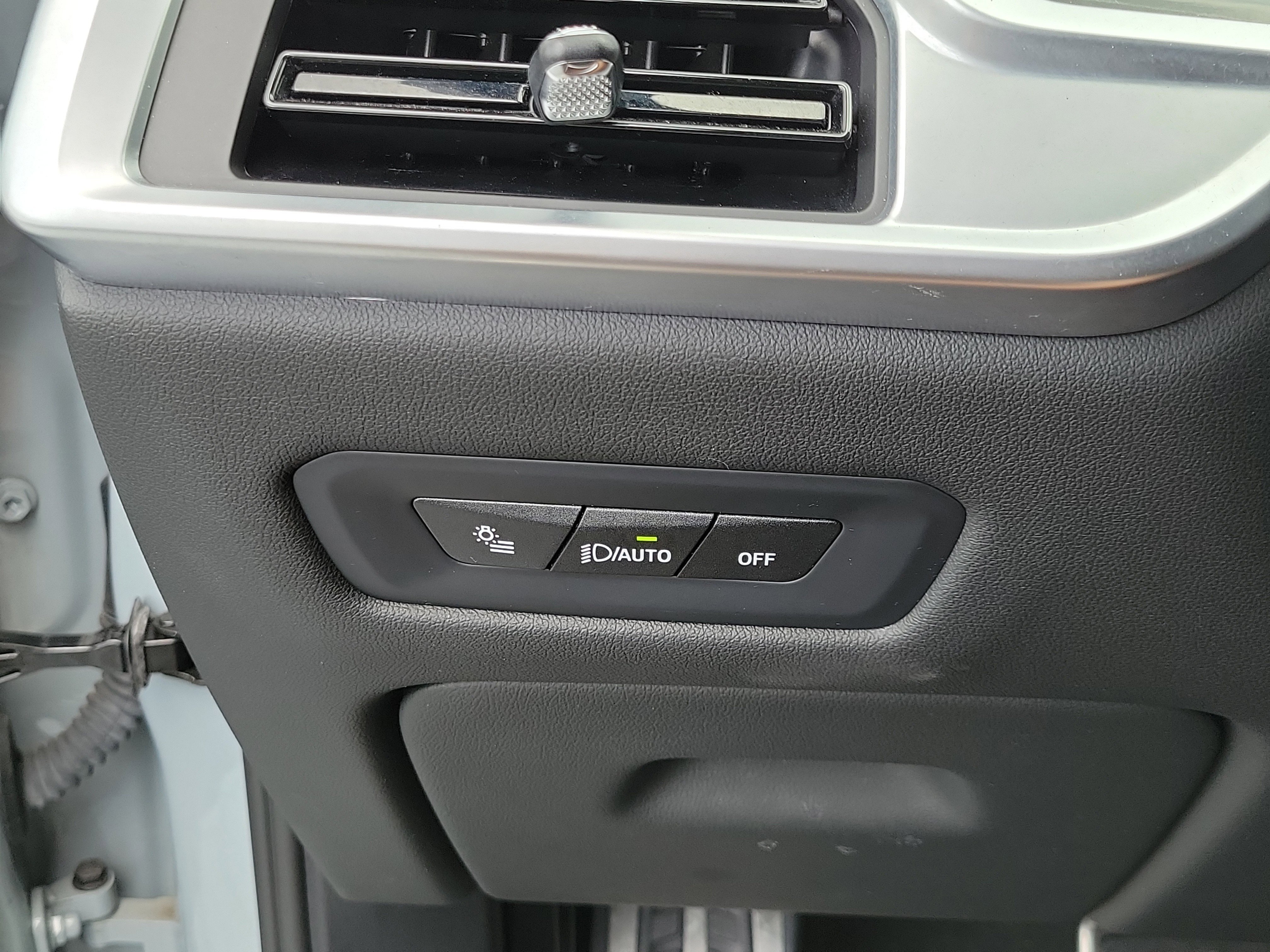Certified Used 2024 Brooklyn Grey Metallic BMW xDrive40i image 20