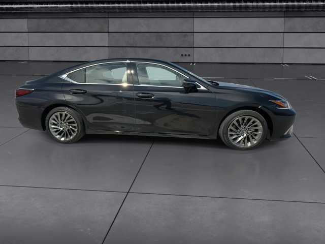 Certified Used 2025 Black Lexus 350 Luxury image 9