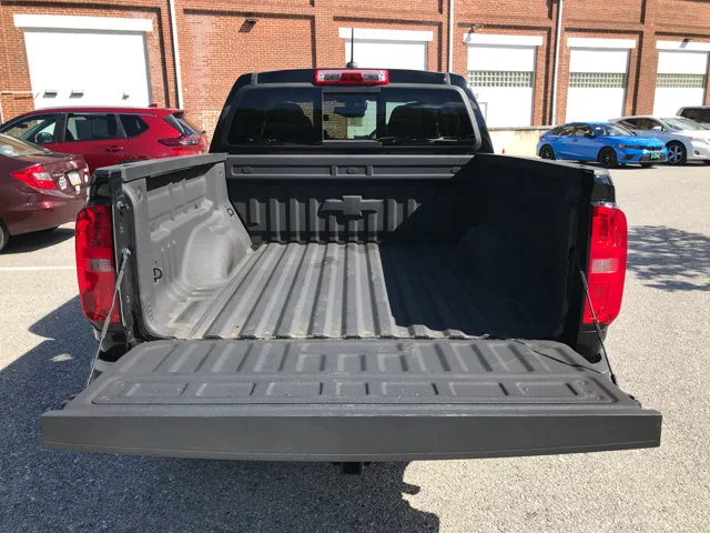 Used 2022 Black Chevrolet 4WD Z71 image 25