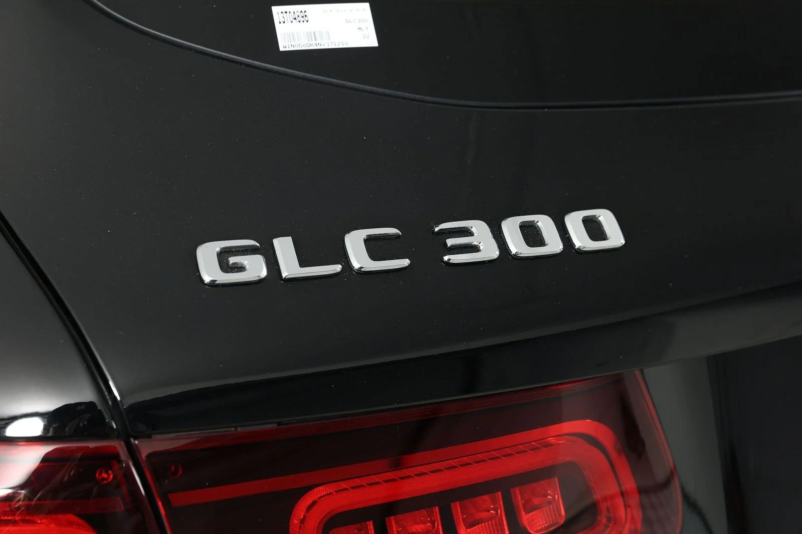 Used 2022 Black Mercedes-Benz GLC 300 image 22
