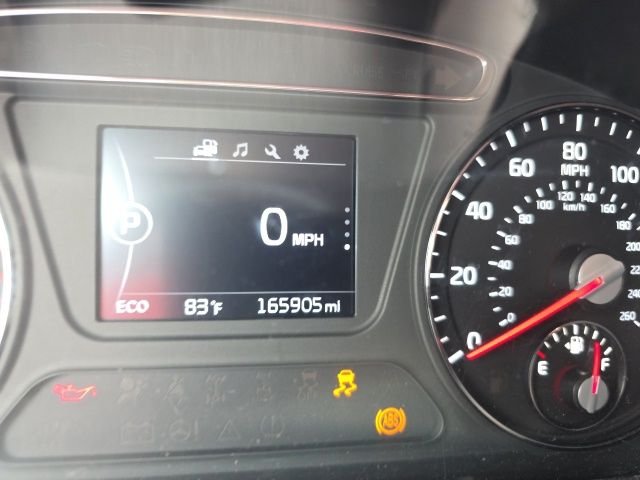 Used 2017 Silver Kia L image 18