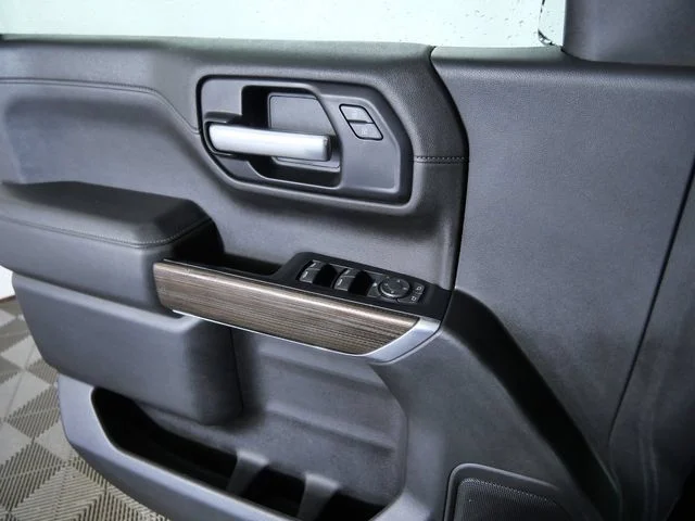 Used 2019 Black Chevrolet LT image 29