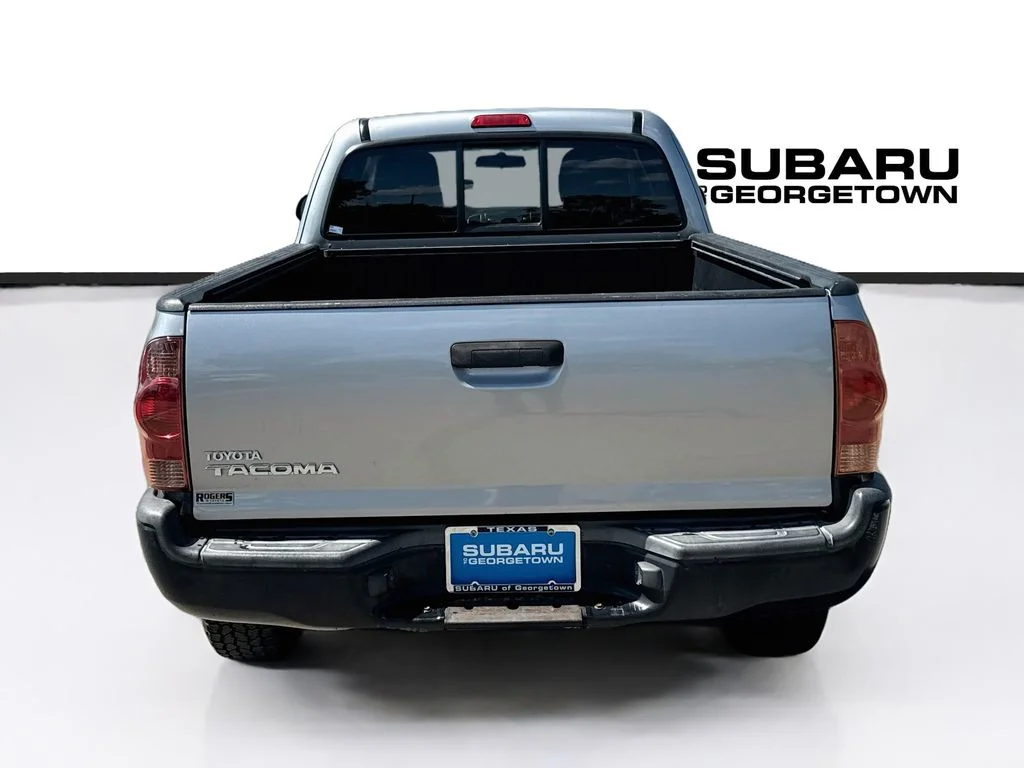 Used 2014 Silver Toyota Base image 6