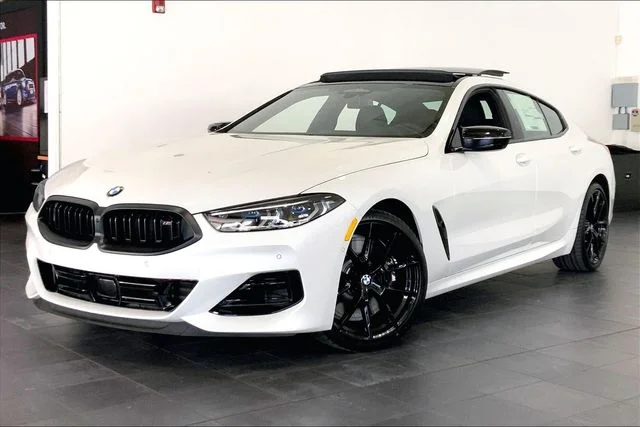 2026 BMW 850i