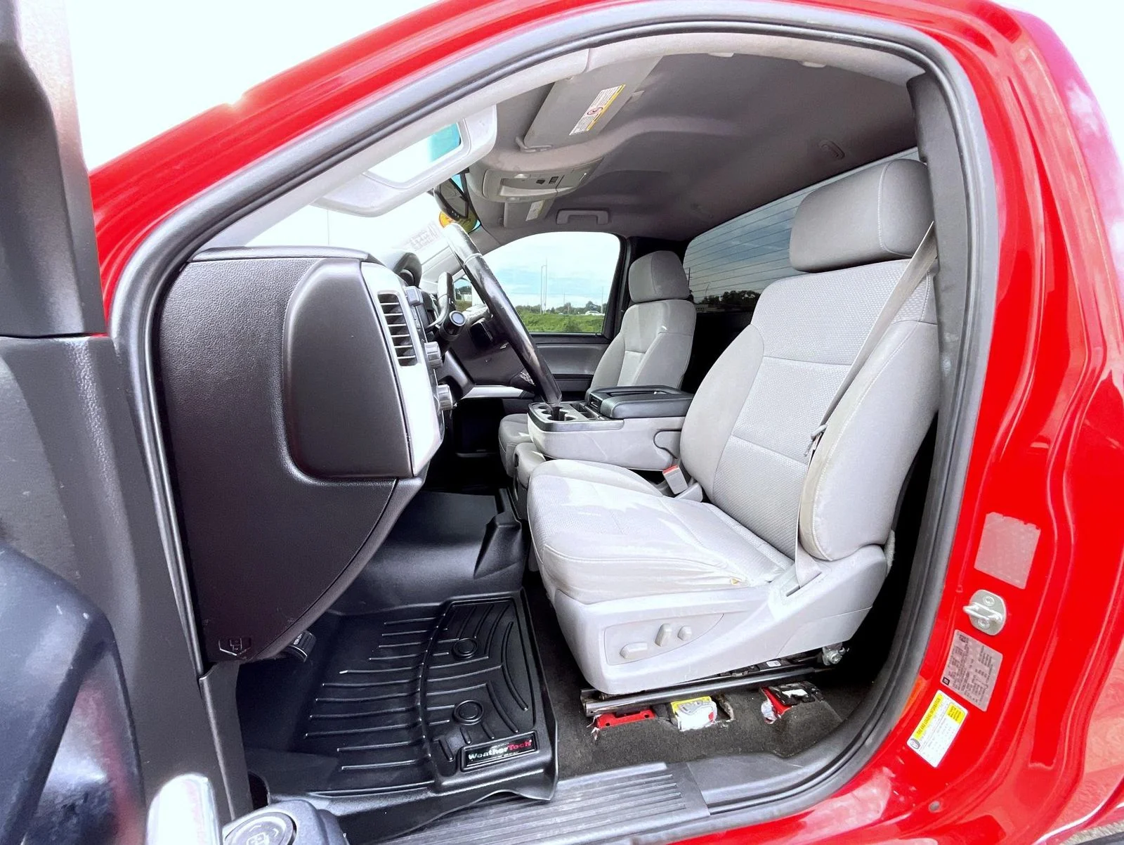 Used 2015 Red Chevrolet LT image 10