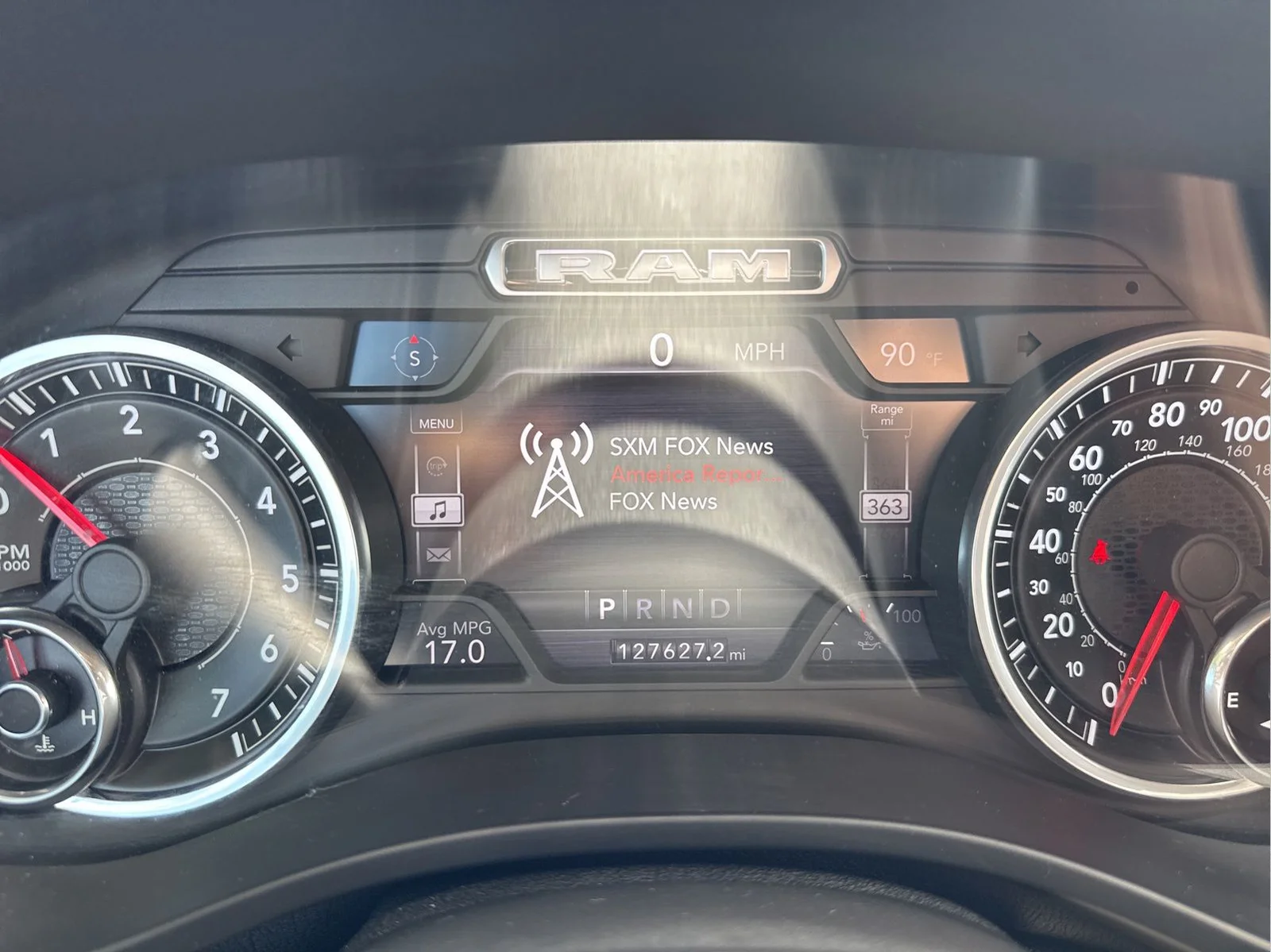 Used 2019 Billet Silver Metallic Ram Laramie image 32