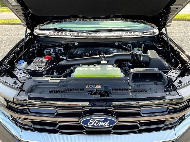 New 2027 Agate Black Metallic Ford MAX King Ranch® image 50