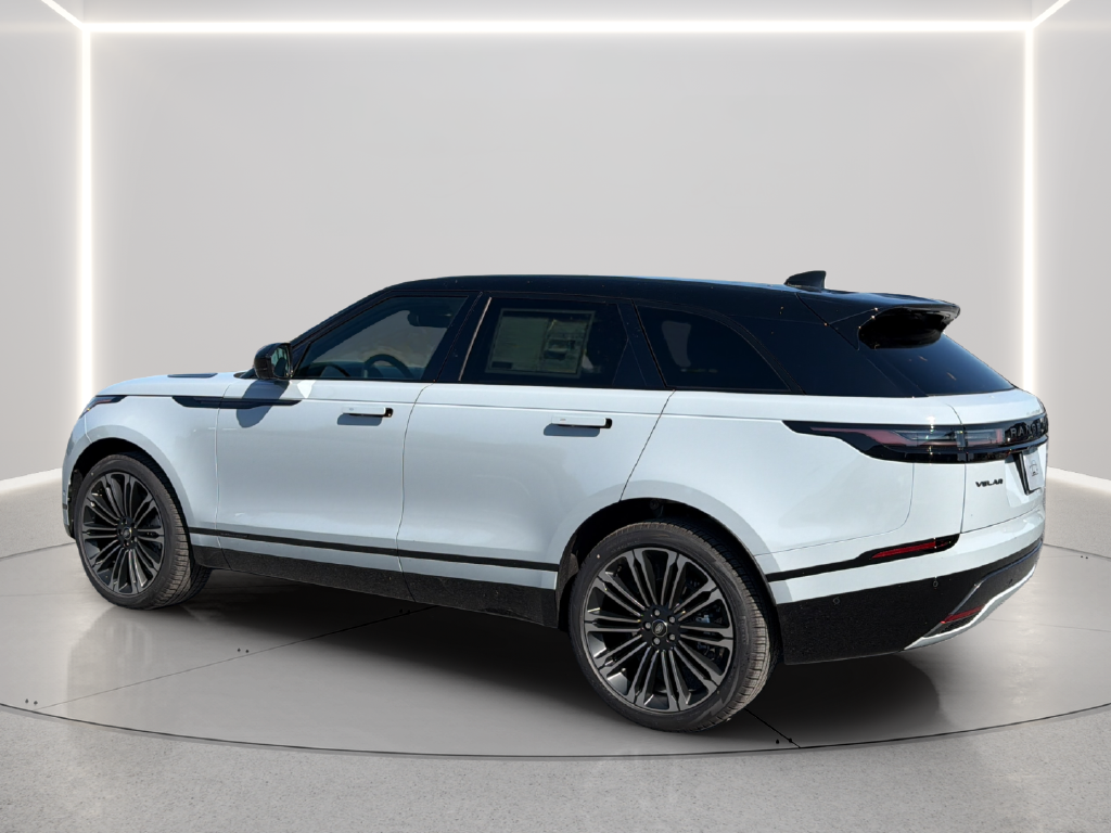 New 2026 Arroios Grey Land Rover  image 14