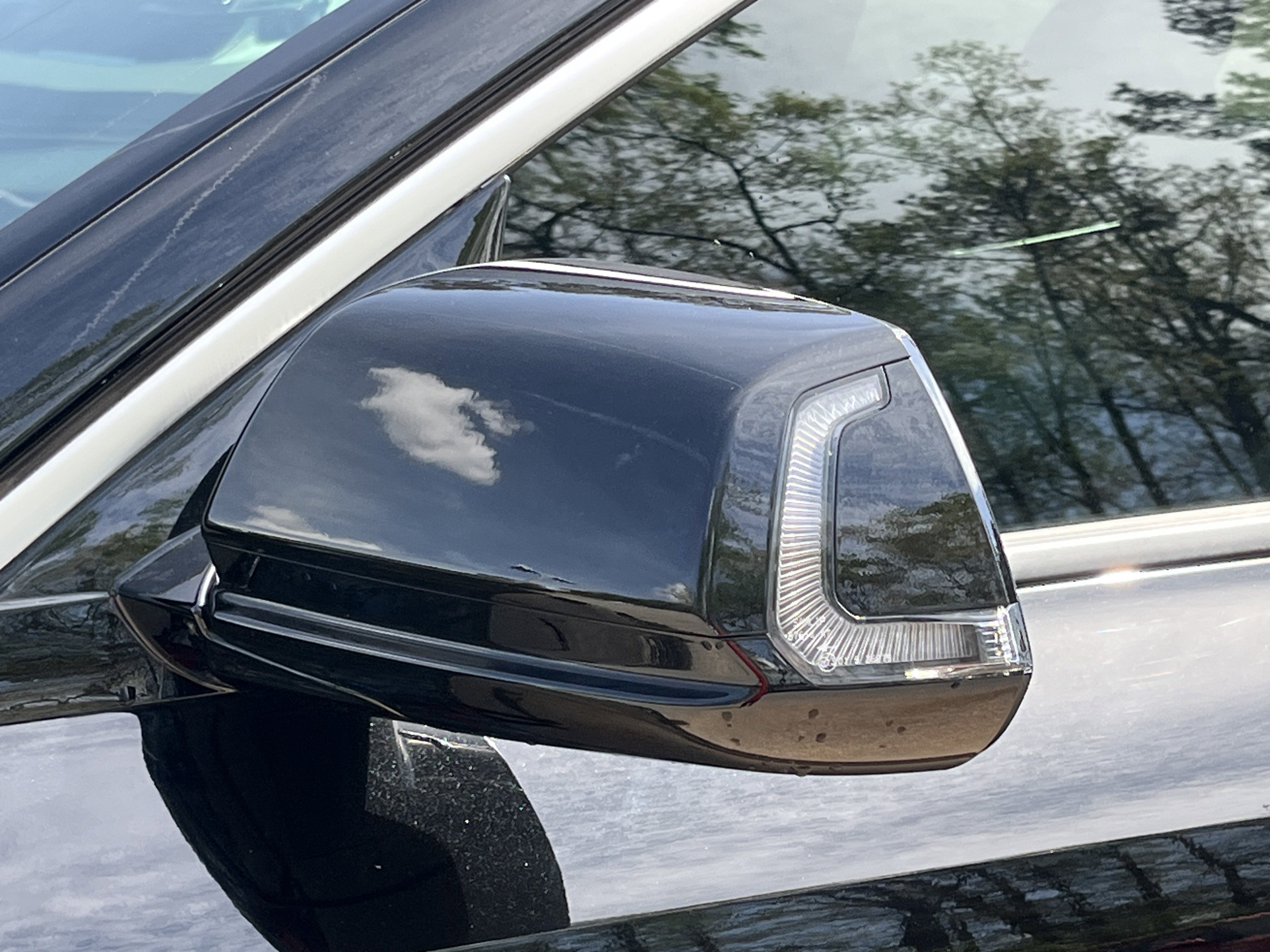 Used 2025 Aurora Black Pearl Kia SX image 32