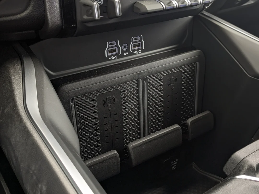 New 2026 Black RAM Rebel - - 6.7L HO Diesel - Level 1 Pkg w/ Vent Seats - 5th Wheel/Gooseneck Prep & More! image 21