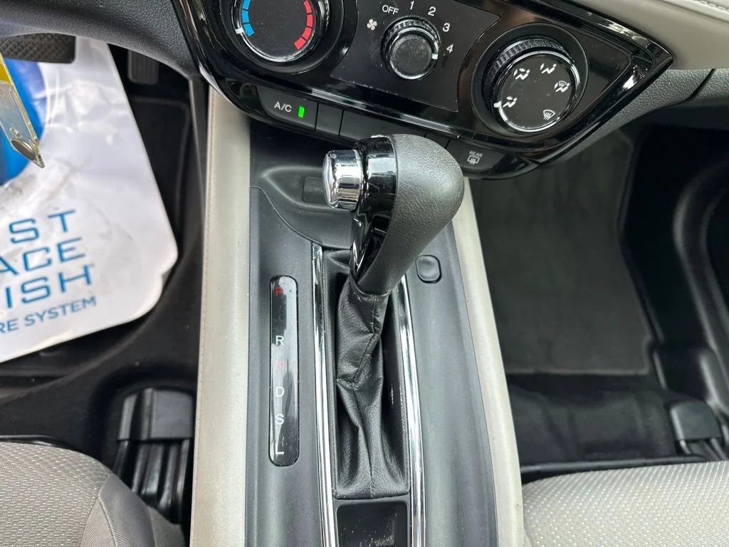 Certified Used 2018 Silver Metallic Honda LX image 26