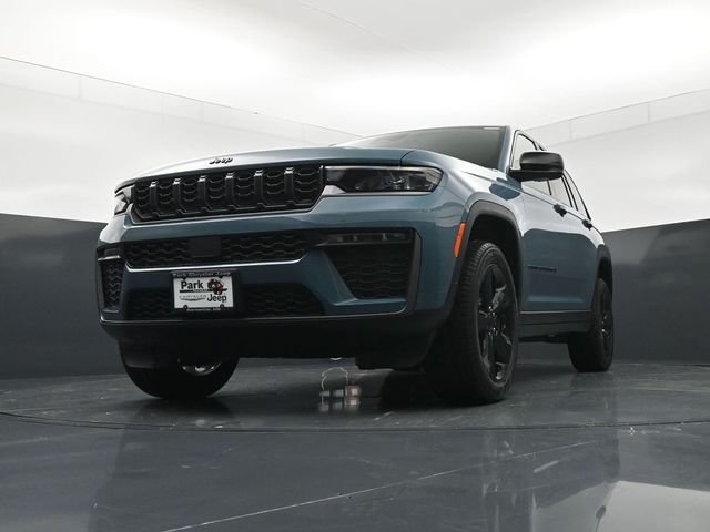 New 2026 Steel Blue Exterior Paint Jeep Limited image 19