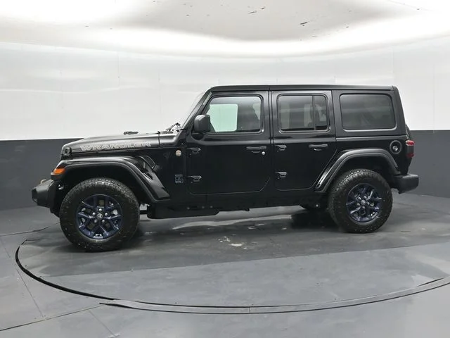 New 2026 Black Clear-Coat Exterior Paint Jeep 85th Anniversary Edition image 9