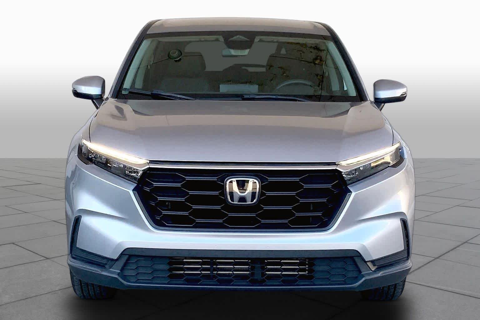 Used 2024 Lunar Silver Metallic Honda LX image 4